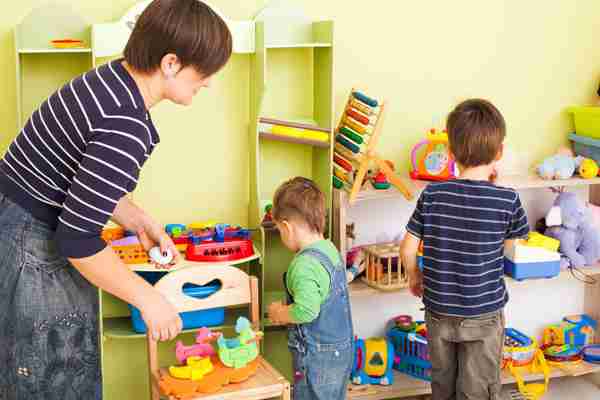 Claves creativas para organizar y ordenar los juguetes de los niños